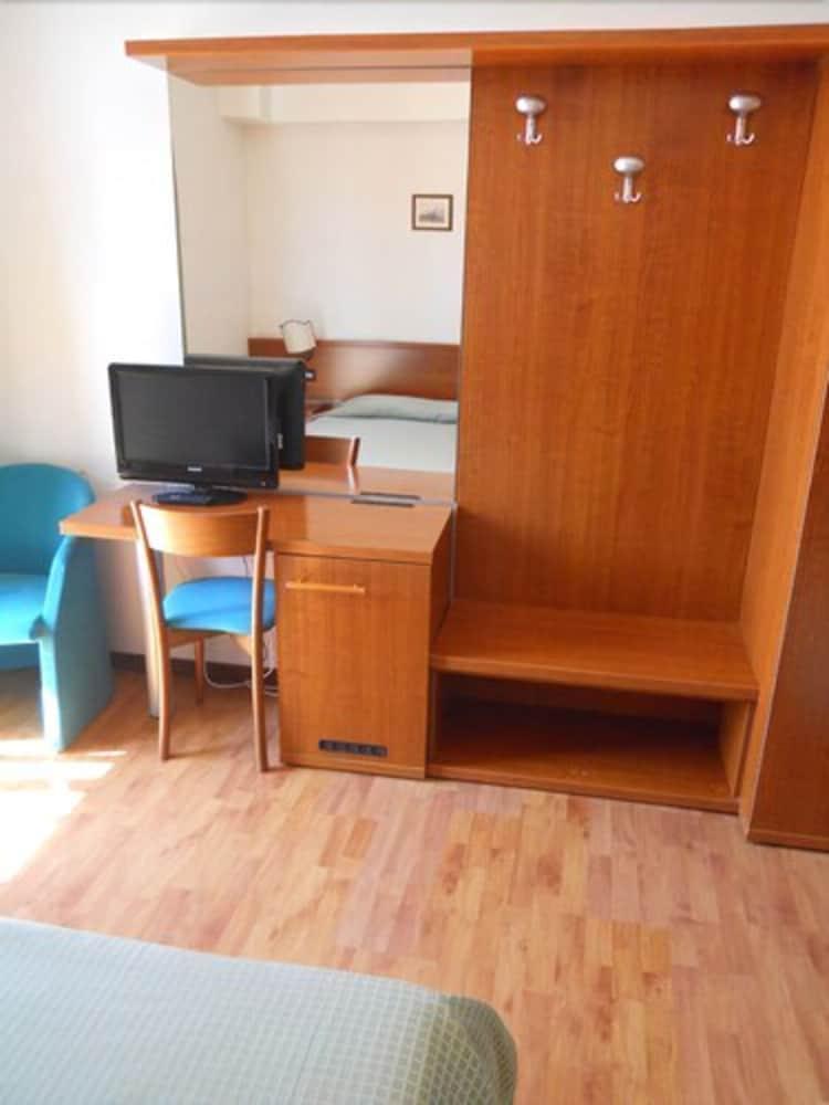 Hotel Traghetto Civitavecchia Exteriér fotografie