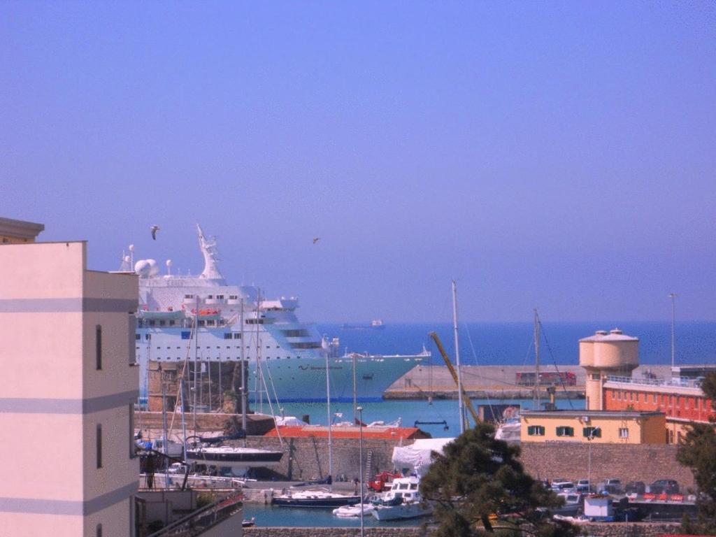 Hotel Traghetto Civitavecchia Exteriér fotografie